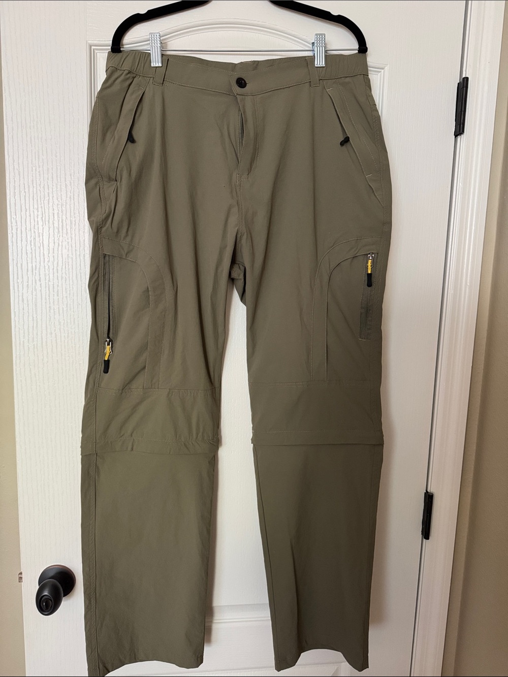Women’s Olive Convertible Cargo Pants - Lightweight Outdoor Trousers